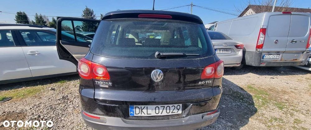 Volkswagen Tiguan - 15