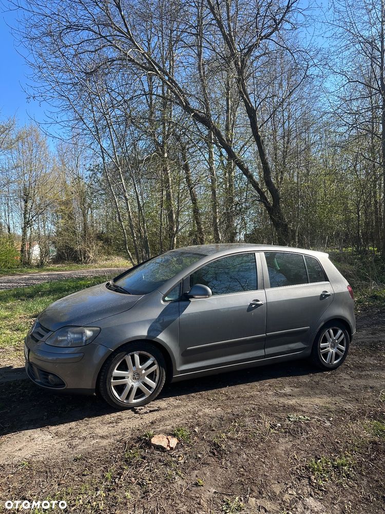 Volkswagen Golf Plus 2.0 TDI Comfortline - 4