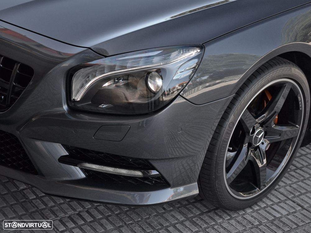 Mercedes-Benz SL 350 Standard - 36