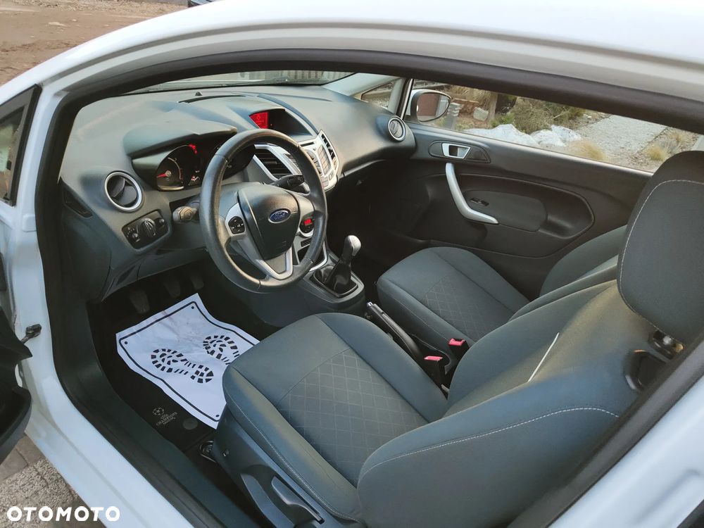 Ford Fiesta 1.25 Champions Edition - 8