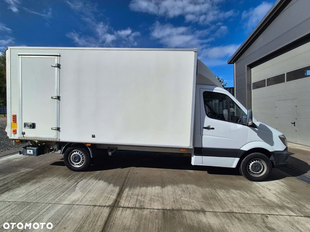 Mercedes-Benz Sprinter - 4