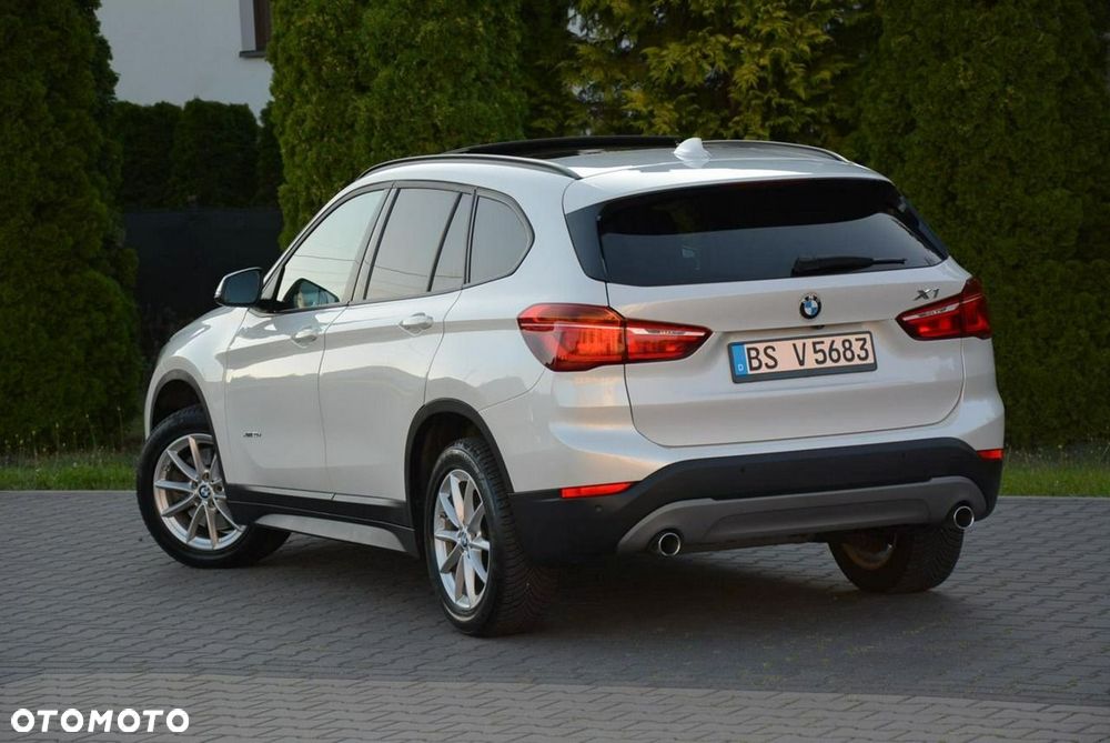 BMW X1 xDrive20d Advantage - 5