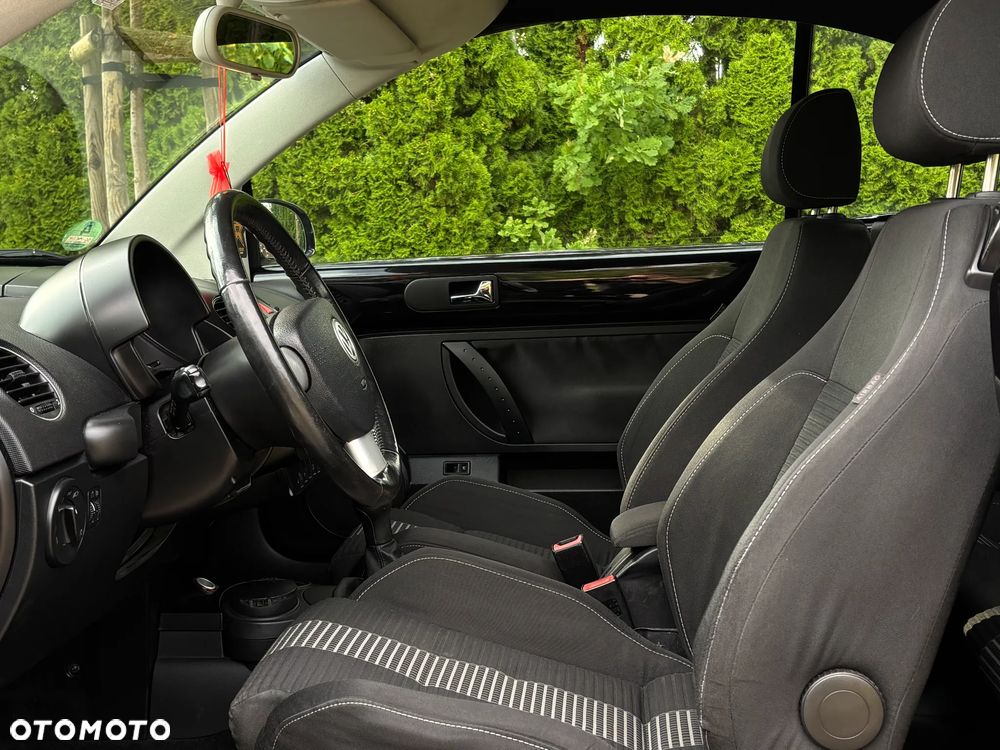 Volkswagen New Beetle 1.6 Freestyle - 12