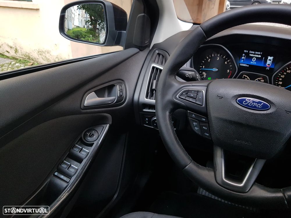 Ford Focus SW 1.5 TDCi Titanium - 20
