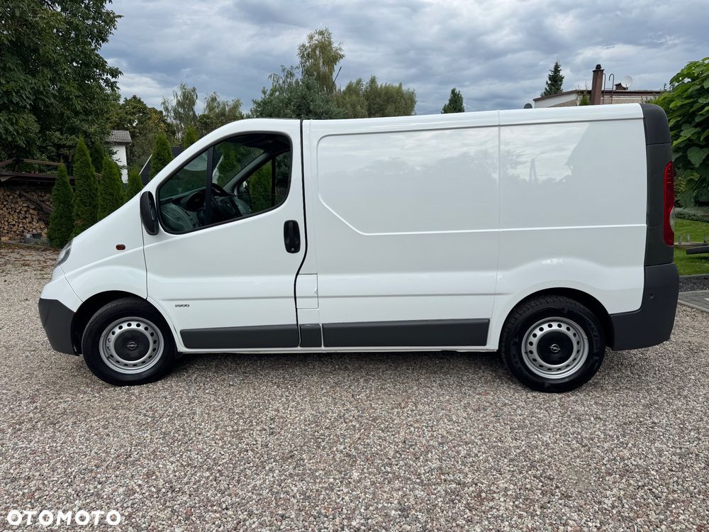 Opel Vivaro - 19
