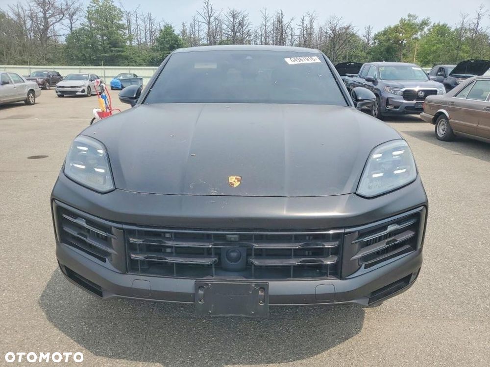 Porsche Cayenne - 3