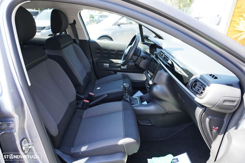Citroën C3 1.2 PureTech Shine - 18