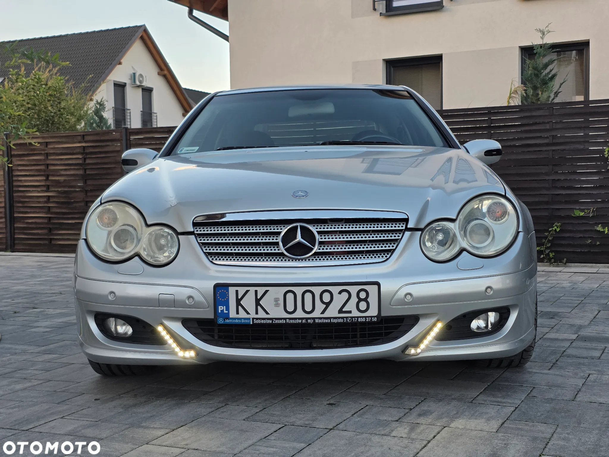 Mercedes-Benz Klasa C 230 Sportcoupe Sport Edition - 9