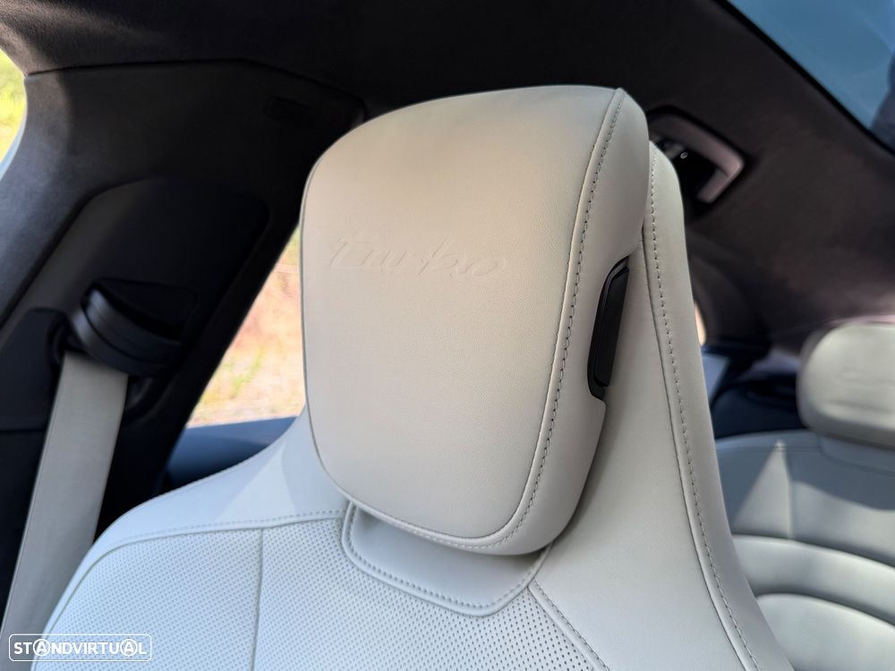 Porsche Taycan Cross Turismo Turbo - 43