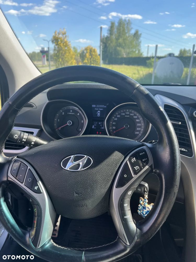 Hyundai i30 1.6 CRDI Trend - 7
