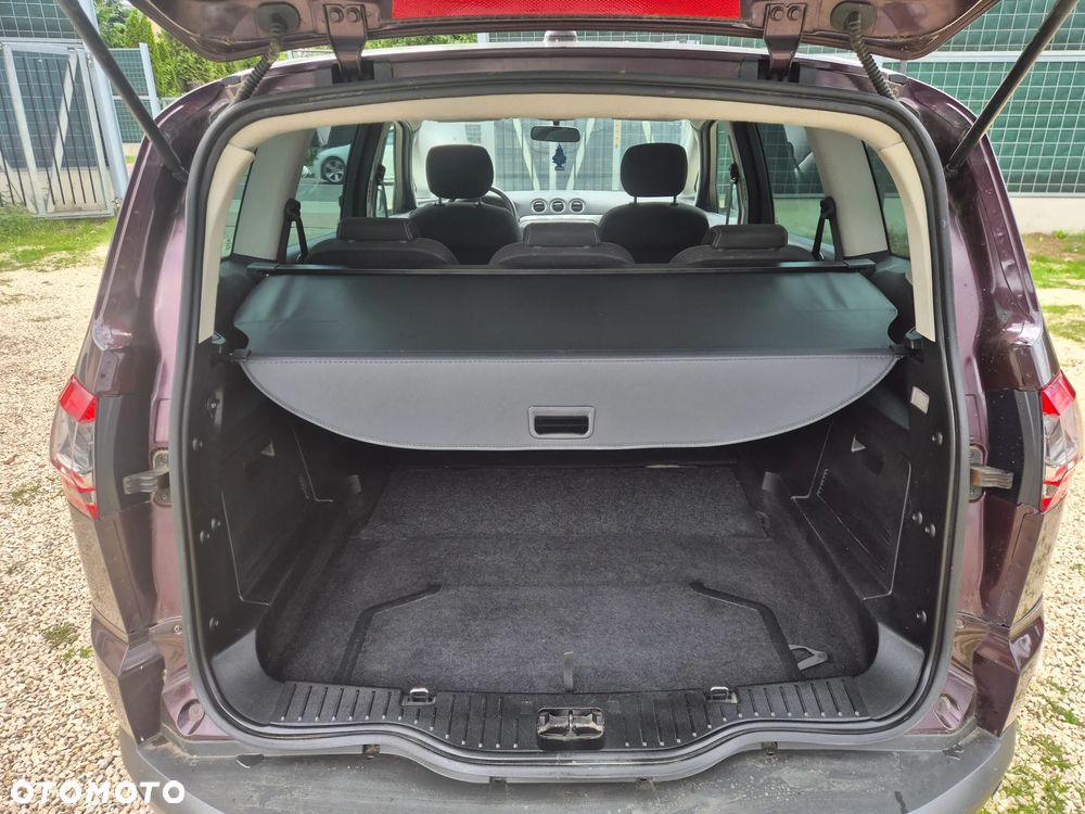 Ford S-Max - 18