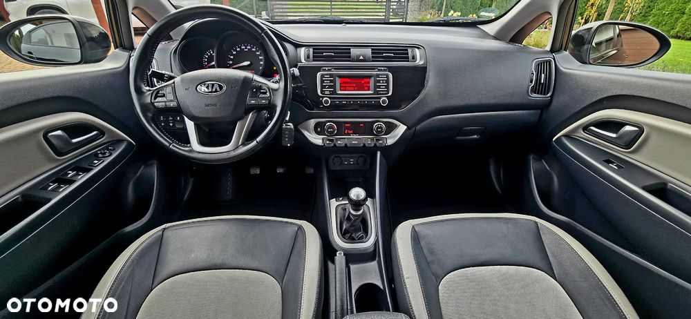 Kia Rio - 20