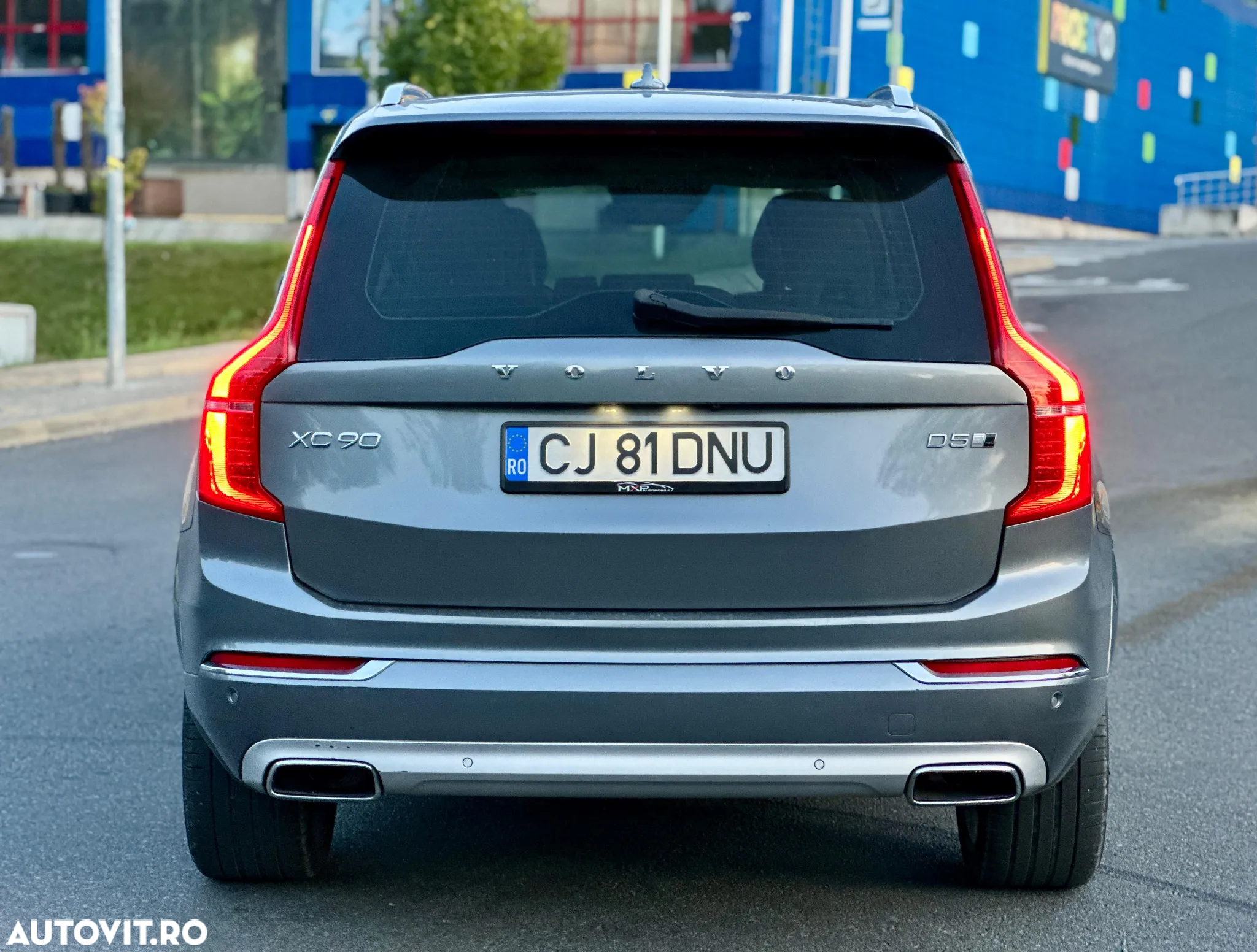 Volvo XC 90 D5 AWD Geartronic Inscription - 11