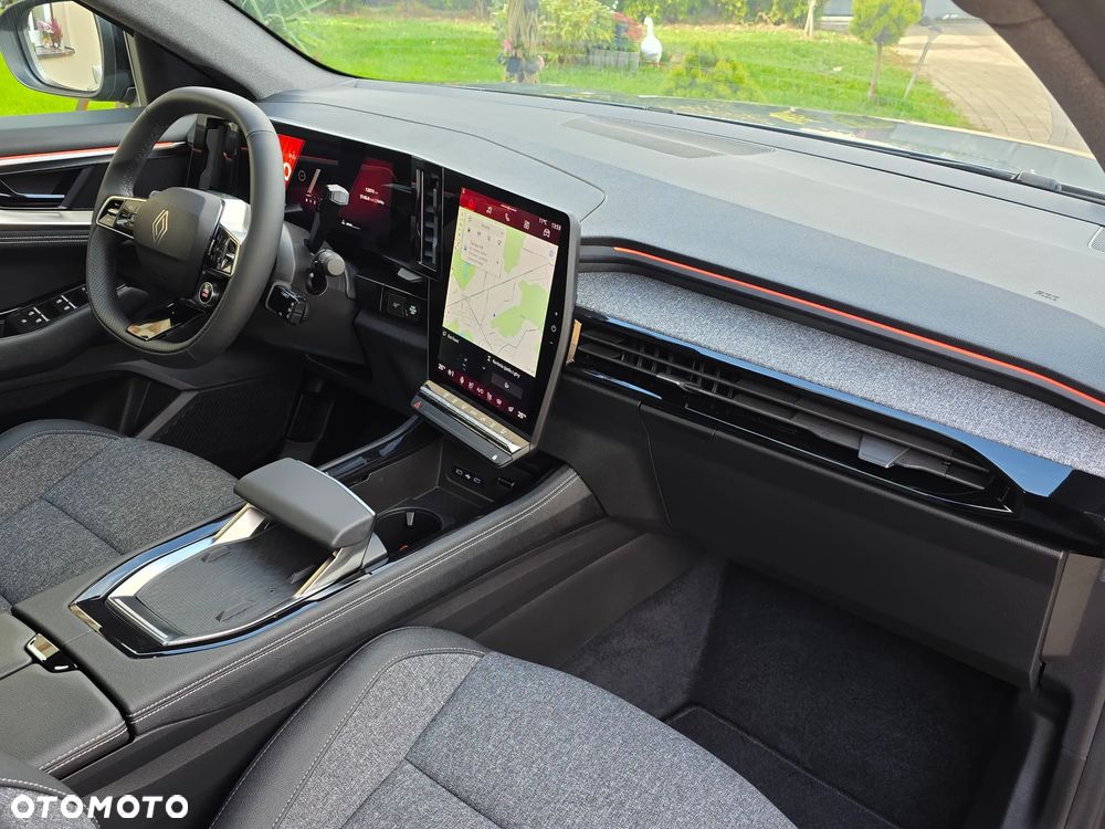 Renault Austral 1.3 TCe mHEV Techno - 32