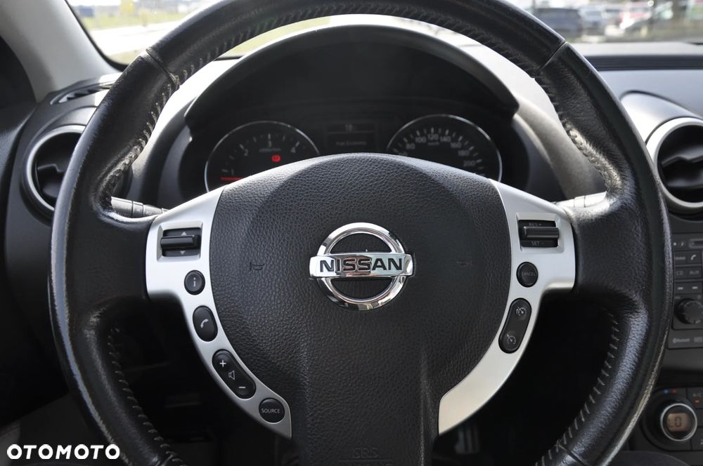 Nissan Qashqai+2 2.0 dCi DPF 4x4 tekna - 16