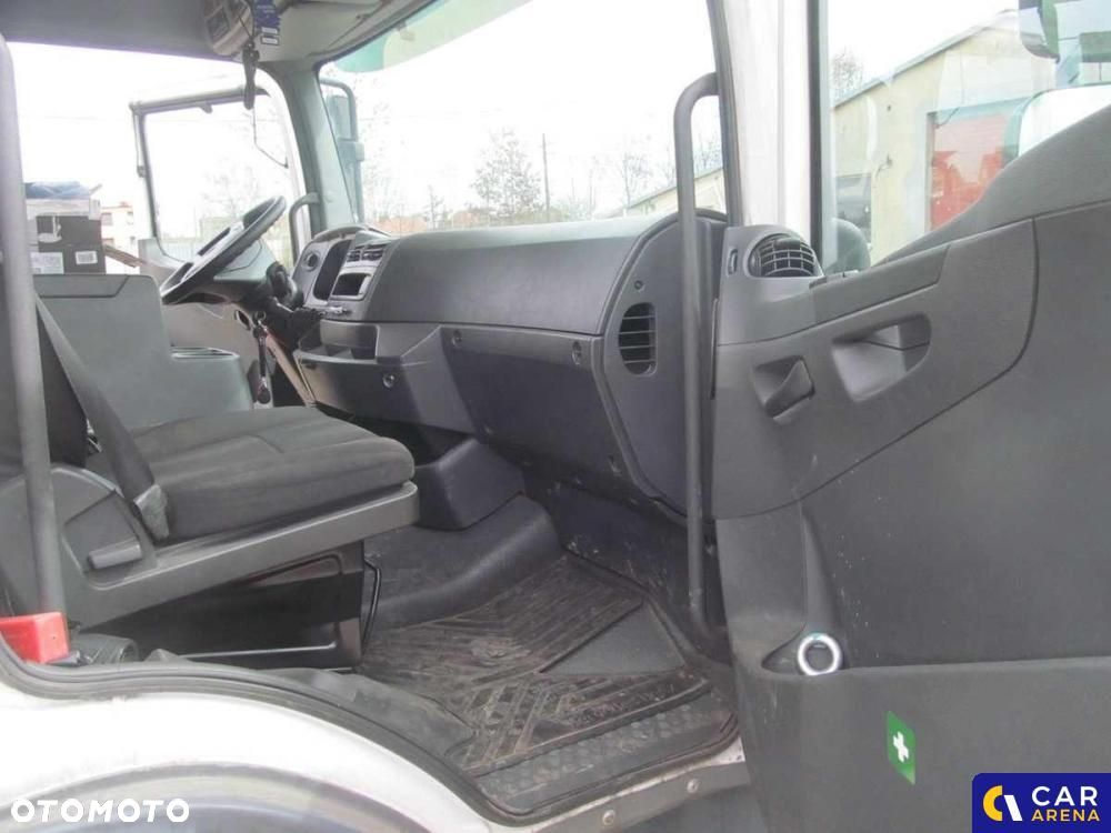 Mercedes-Benz Atego - 24