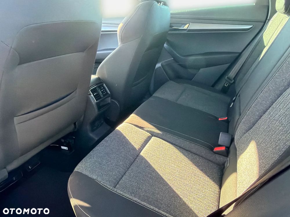 Skoda Karoq 1.5 TSI ACT 4x2 Style DSG - 13