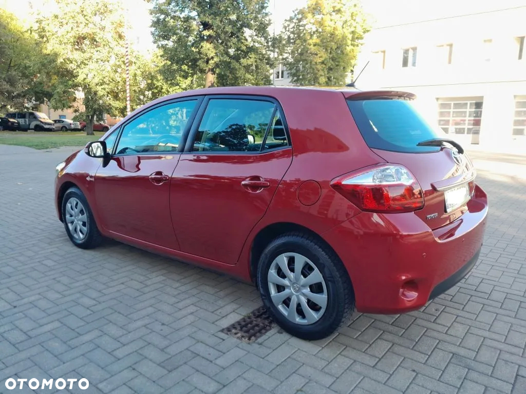 Toyota Auris 1.33 VVT-i Life Comfort - 28