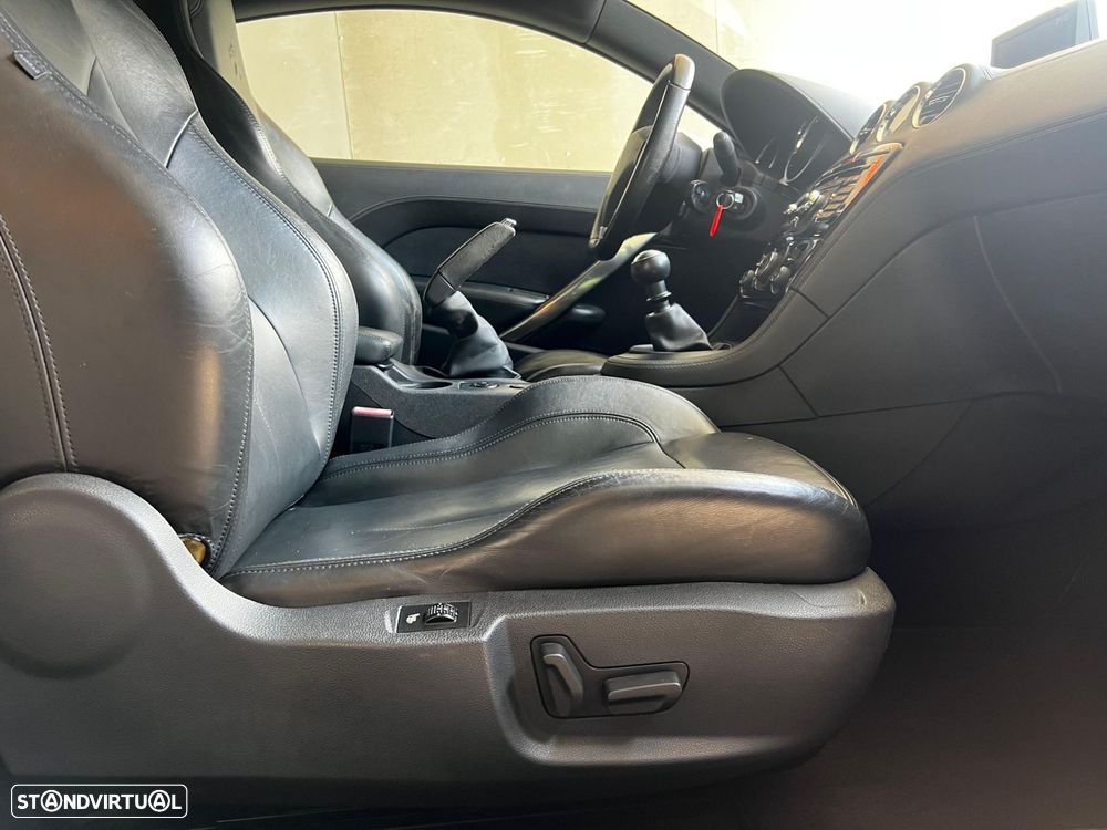 Peugeot RCZ 1.6 THP - 12