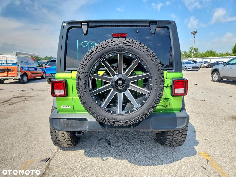 Jeep Wrangler - 6