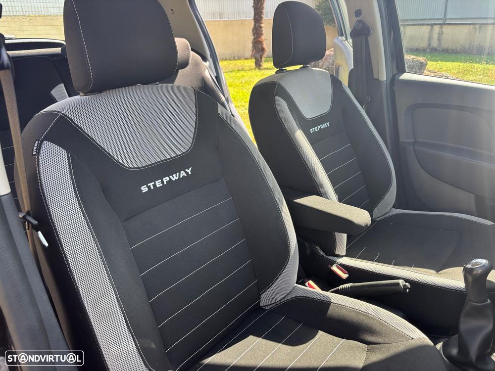 Dacia Sandero 1.5 dCi Stepway 105g - 10