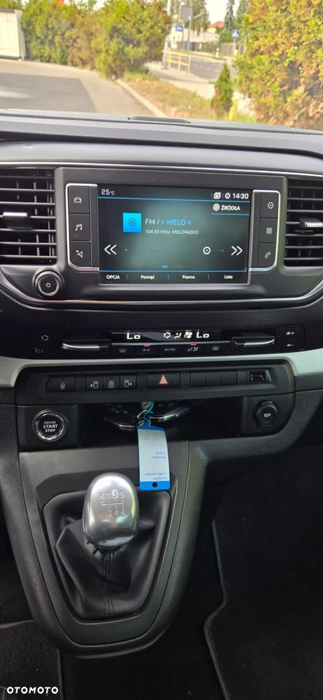 Peugeot Traveller 2.0 BlueHDi Standard Business Vip - 27