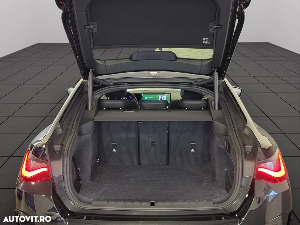 BMW i4 M50 Gran Coupe xDrive - 12