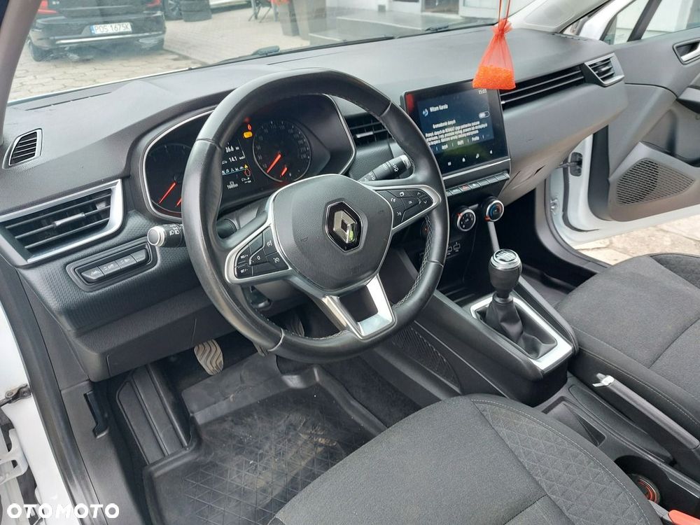 Renault Clio - 12