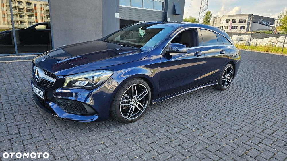 Mercedes-Benz CLA 180 AMG Line - 14