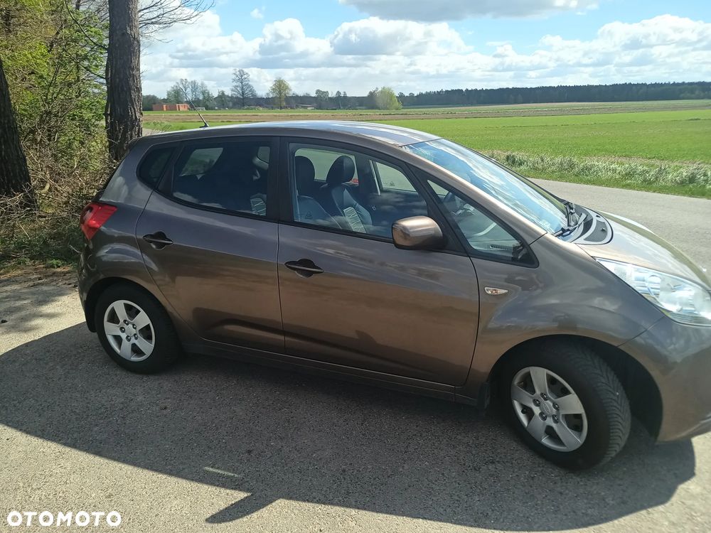 Kia Venga 1.4 L - 4