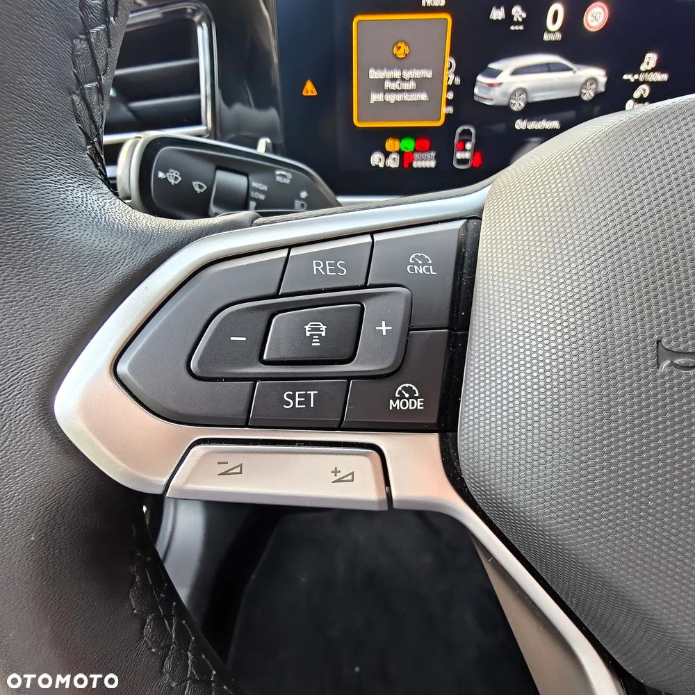 Volkswagen Passat - 18