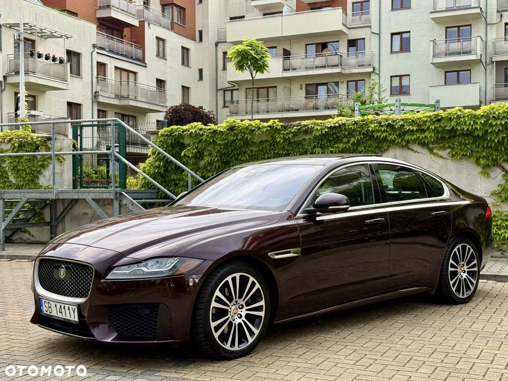 Jaguar XF - 5