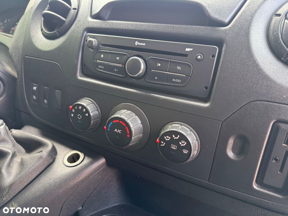 Renault Master 2016 KLIMA Serwis ASO Navi R-Link L1H1 Nowe Opony Michelin z Wojska FR - 13