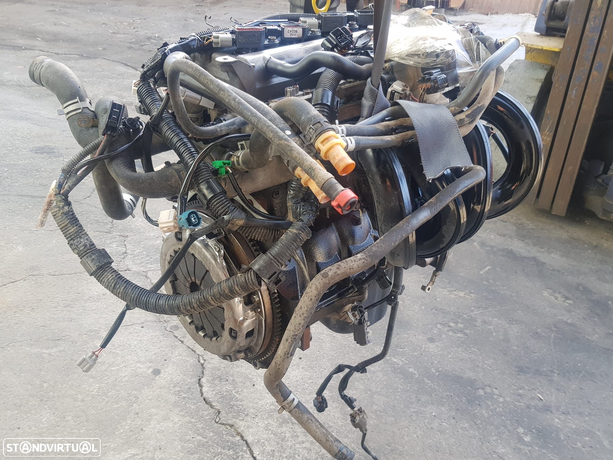 MOTOR COMPLETO TOYOTA YARIS 1.0 65CV REF: 1SZFE - 1