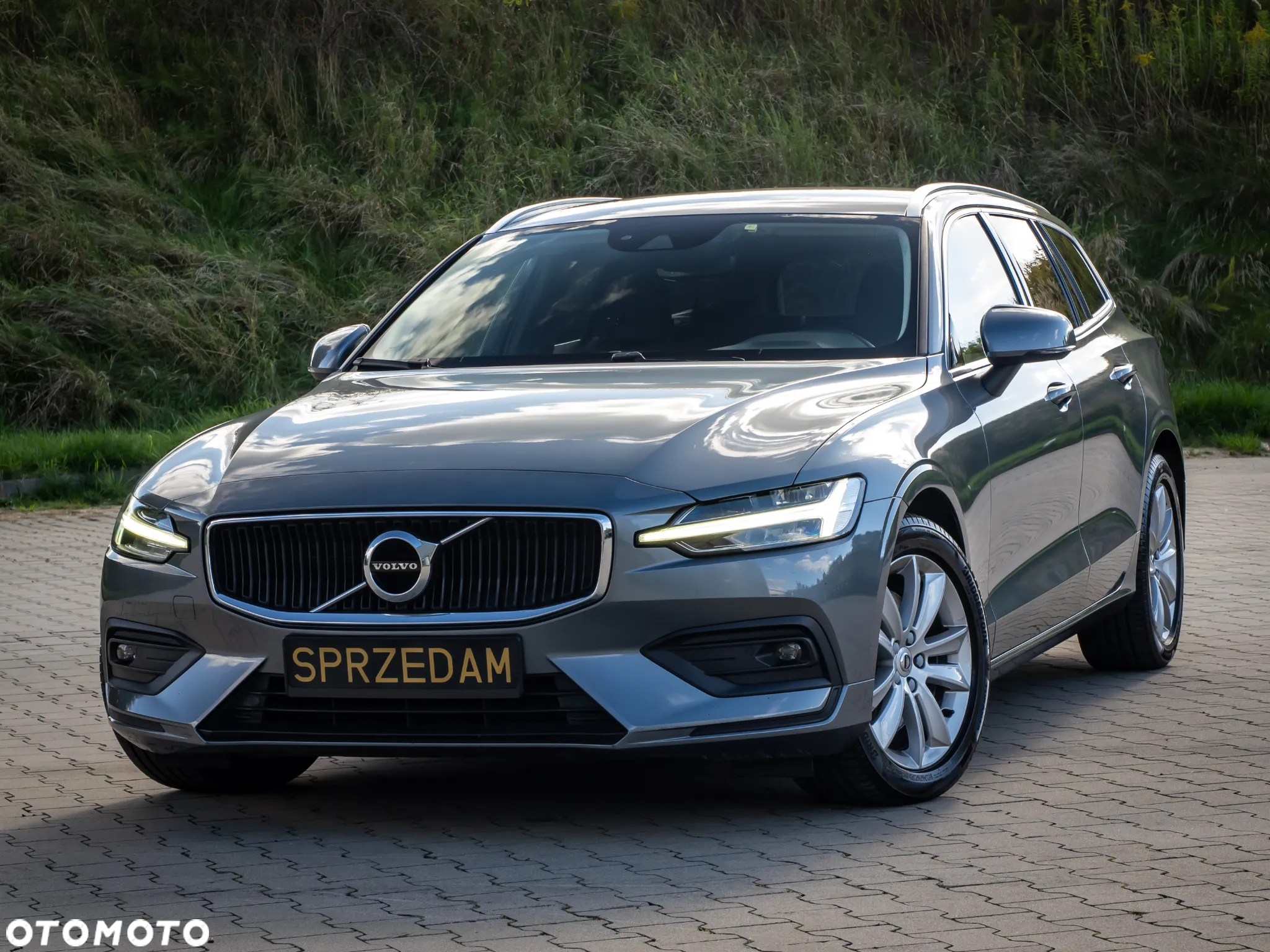 Volvo V60 B4 D Ultimate Bright - 11