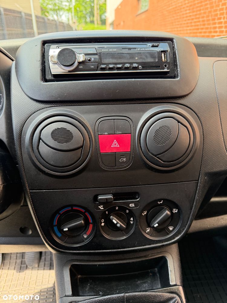 Fiat Fiorino 1.4 Easy - 9