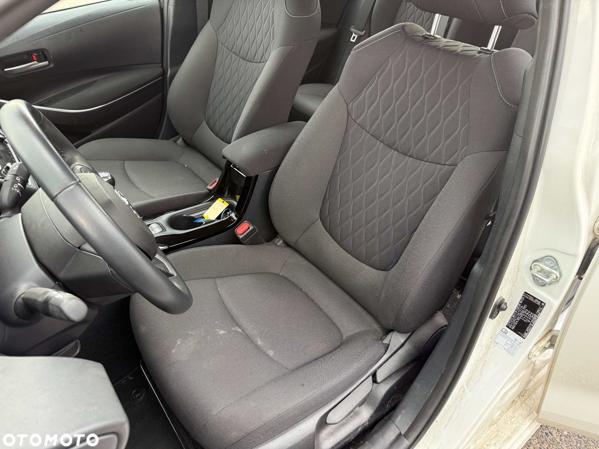 Toyota Corolla 1.5 Comfort - 17