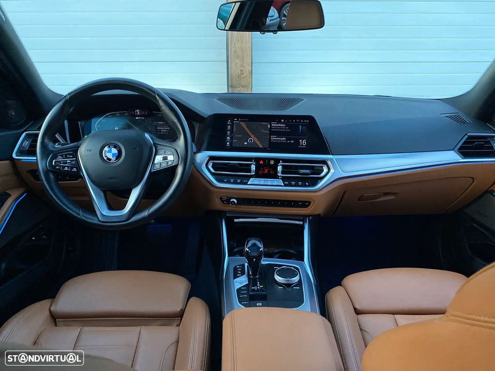 BMW 330 e Touring Aut. Luxury Line - 39