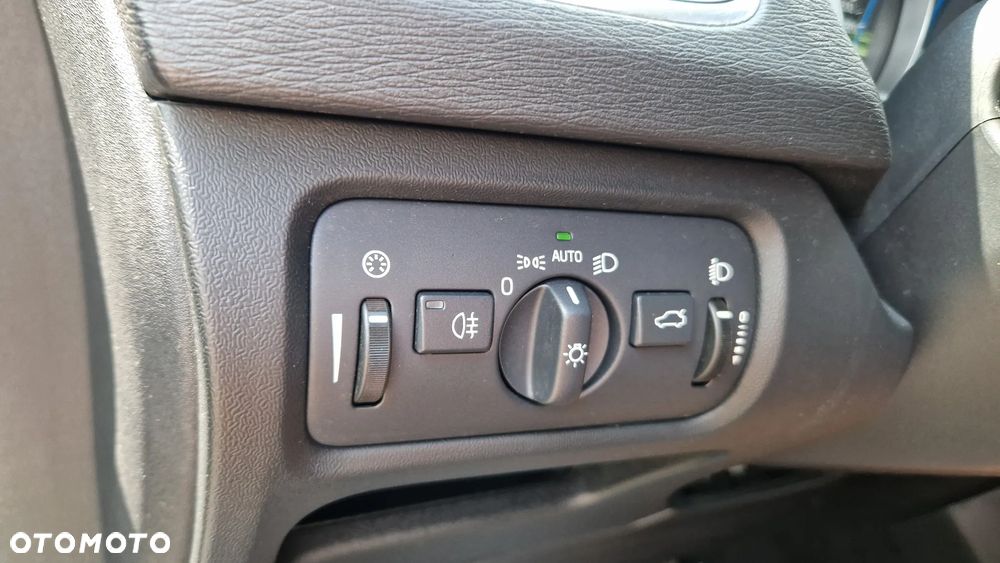Volvo V40 D2 You - 14