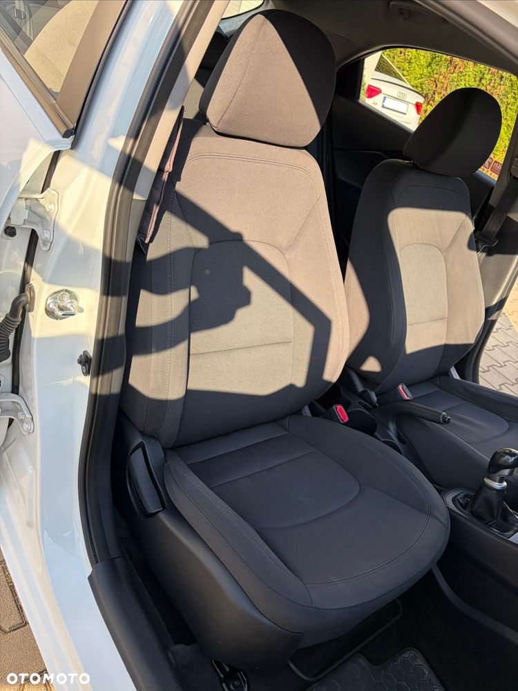 Kia Rio 1.1 crdi M - 22