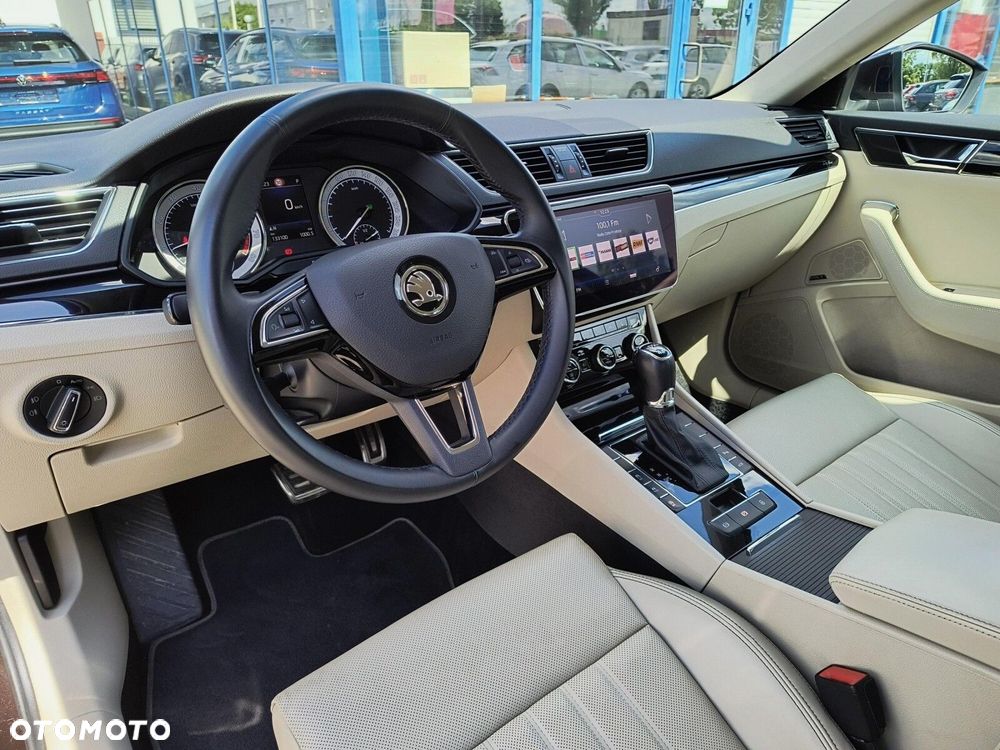 Skoda Superb 2.0 TSI 4x4 L&K DSG - 13