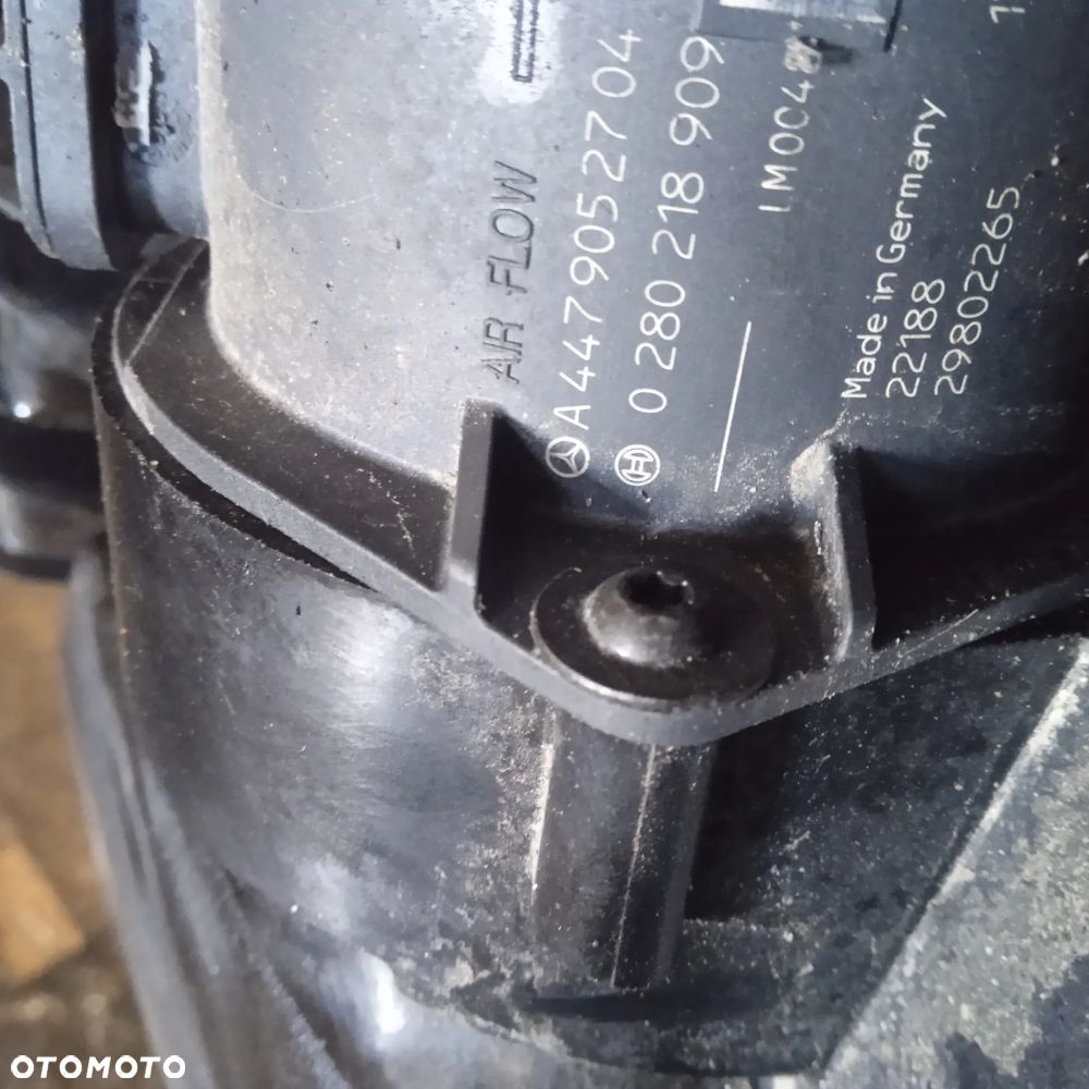 Obudowa filtra powietrza A9105283300 - 4