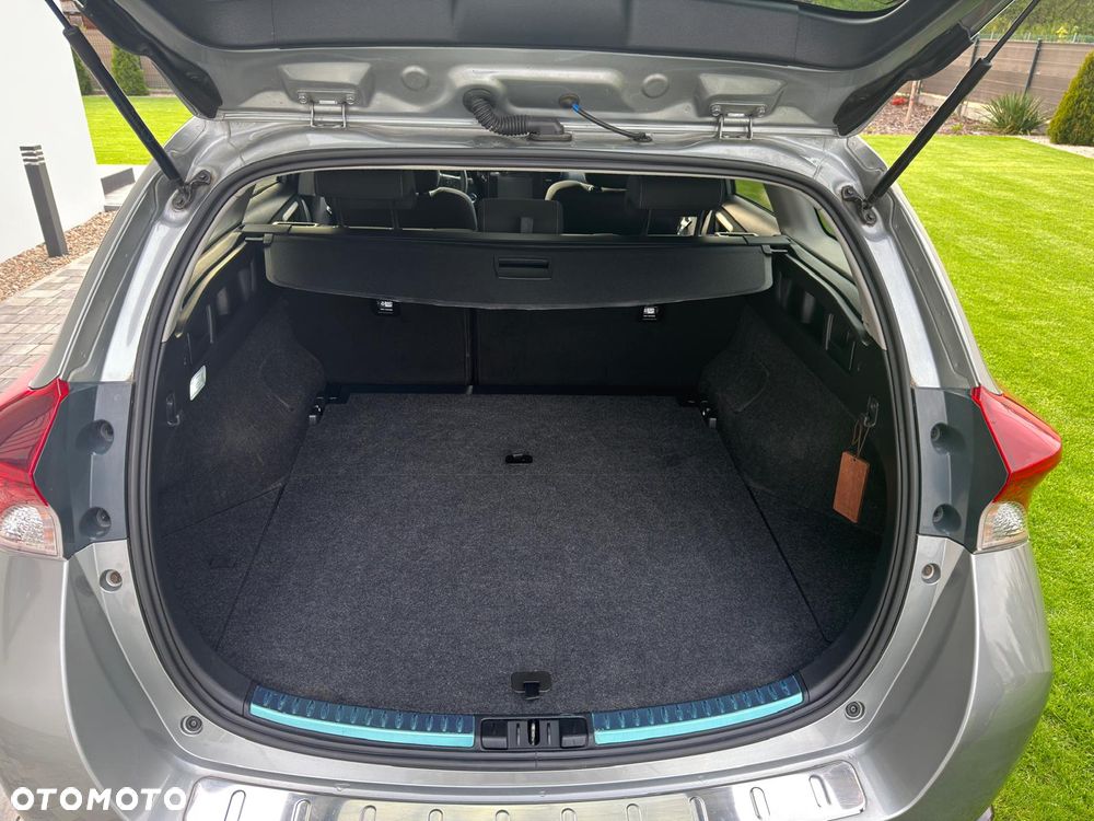 Toyota Auris - 18