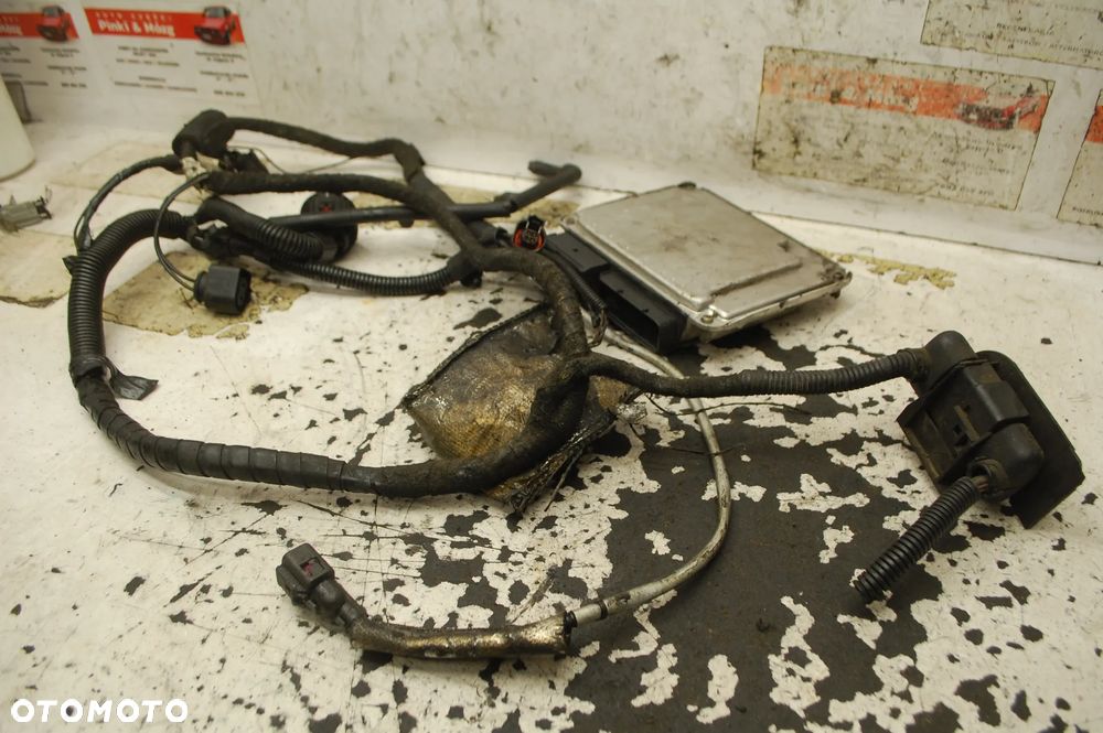 STEROWNIK KOMPUTER SILNIKA + WIĄZKA 038906019FH AUDI A3 8L 1.9 TDI AXR SKODA VW SEAT - 1