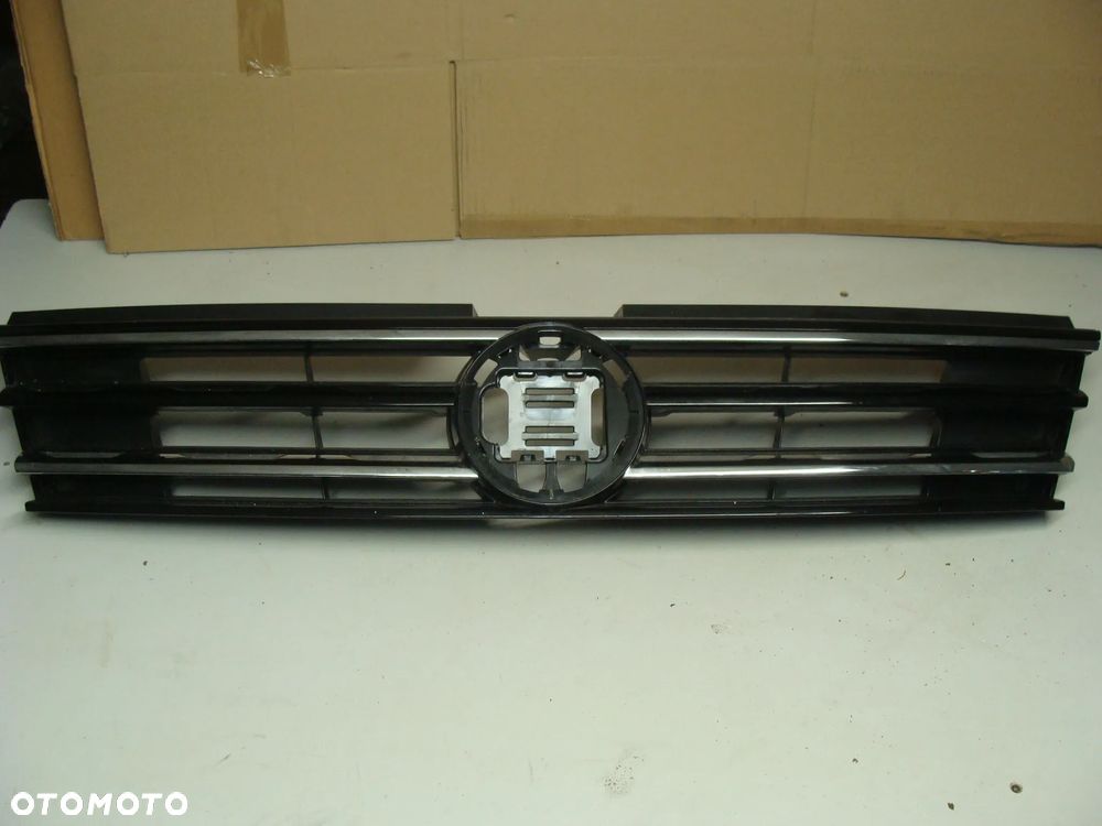 ATRAPA GRILL VW TIGUAN II 5NA853651B - 1