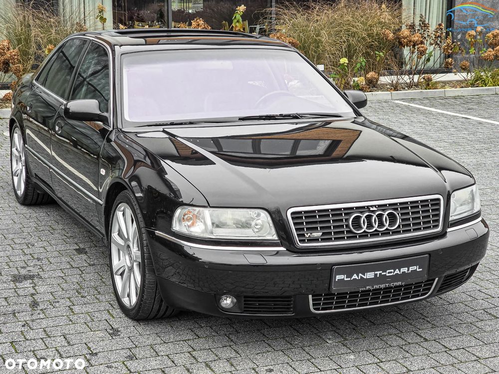 Audi A8 W12 quattro - 9