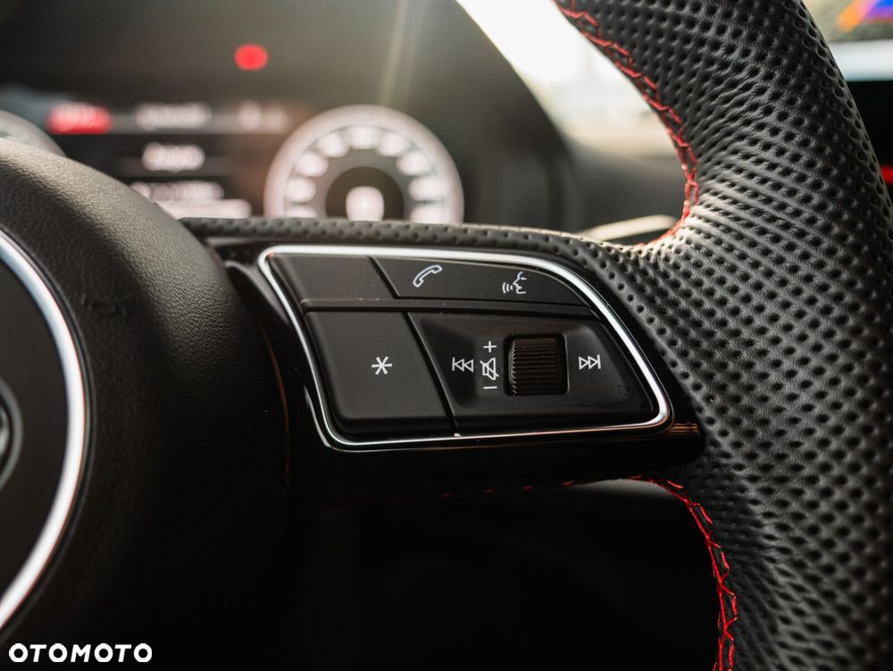 Audi SQ2 - 36