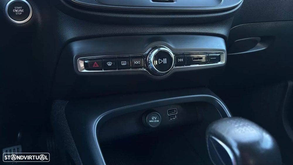Volvo XC 40 1.5 T2 Momentum Core - 22