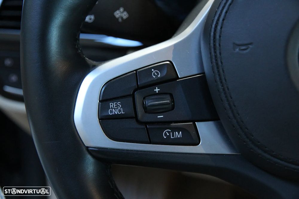 BMW 530 e iPerformance Line Luxury - 18