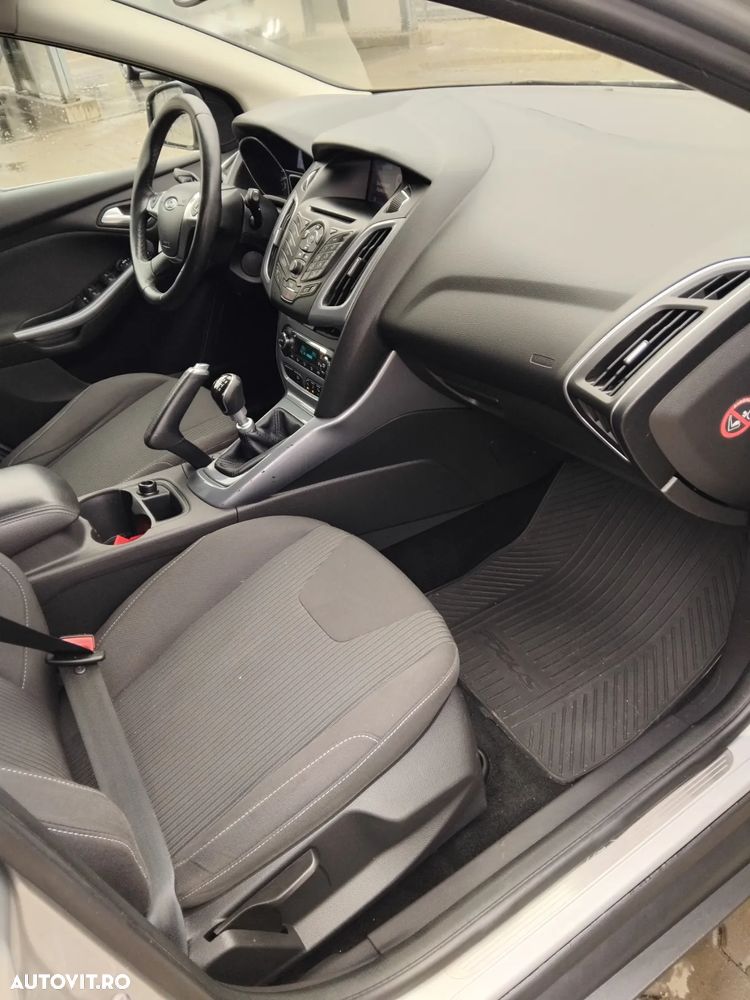 Ford Focus 1.6 EcoBoost Start-Stopp-System SYNC Edition - 11